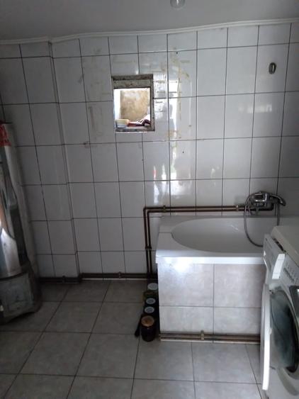 Casă individuală cu 2 camere cu Canalizare în Central