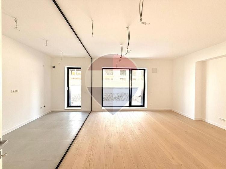 Apartament cu 3 camere decomandat în Aviației