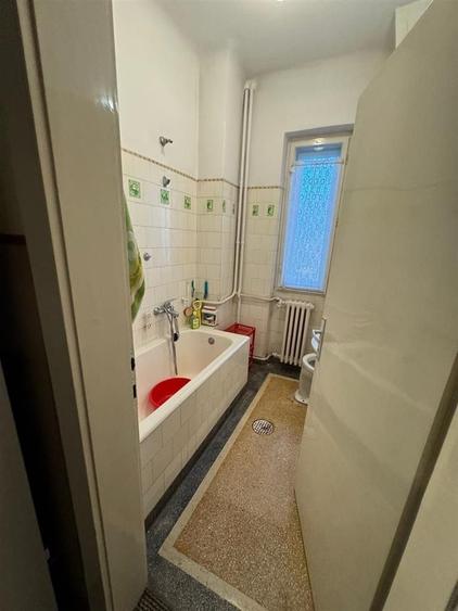 Casă individuală cu 5 camere cu Canalizare în Andrei Mureșanu