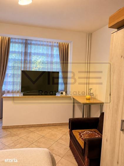 Apartament cu 2 camere semidecomandat în Podu Roș