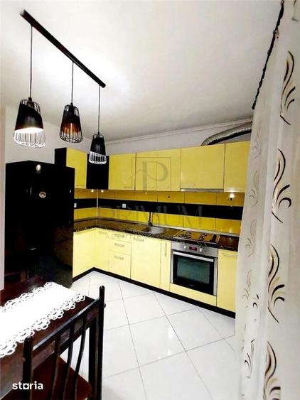 Apartament cu 3 camere decomandat în Soarelui