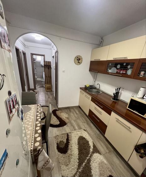 Apartament cu 2 camere decomandat în Exterior Vest