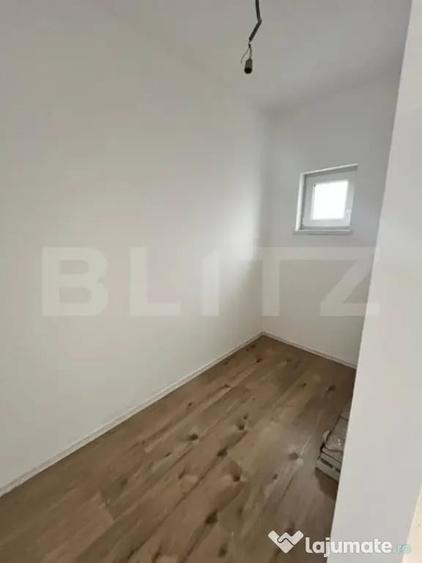Casă cu 4 camere cu Teren 500 Mp în Central