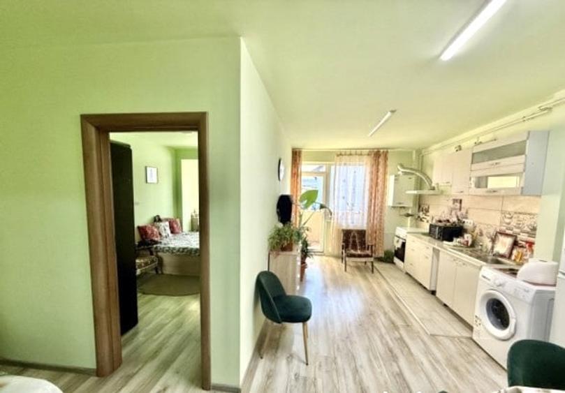 Apartament cu 2 camere semidecomandat în Florești