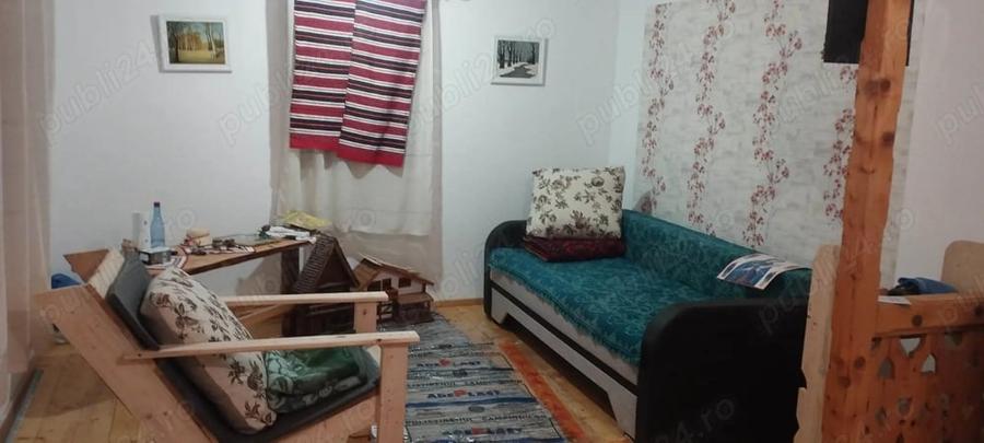 Casă cu 2 camere cu Teren 850 Mp în Central