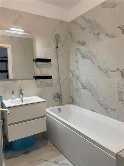 Apartament cu 2 camere decomandat, mobilat în Păcii