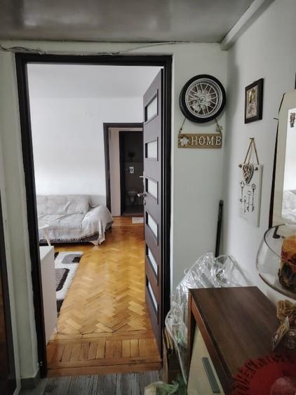 Apartament cu 3 camere decomandat, mobilat în Gara de Nord
