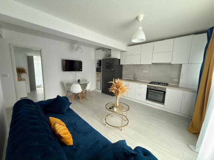 Apartament cu 2 camere decomandat, mobilat în Metalurgiei