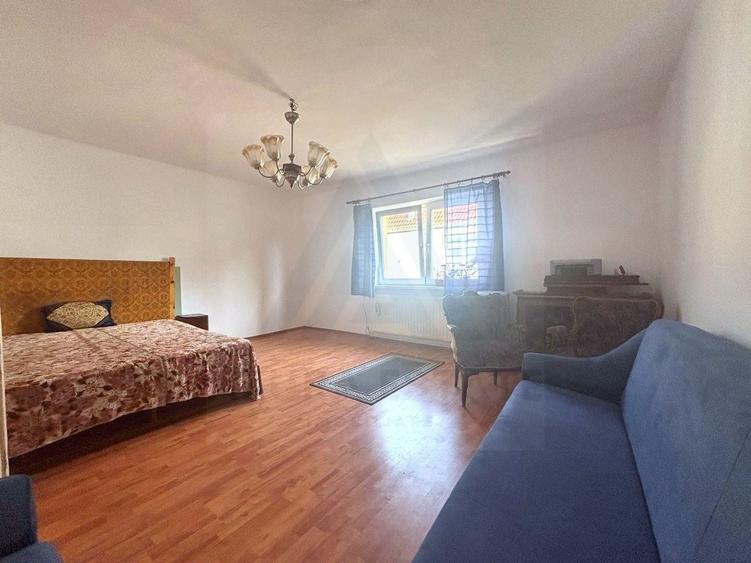 Casă individuală cu 3 camere cu Canalizare în Lazaret