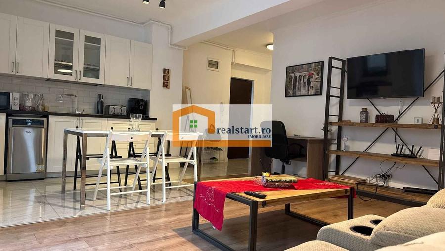Apartament cu 4 camere decomandat, mobilat în Băneasa