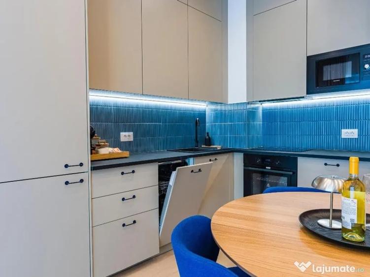 Apartament cu 2 camere semidecomandat în Aviației