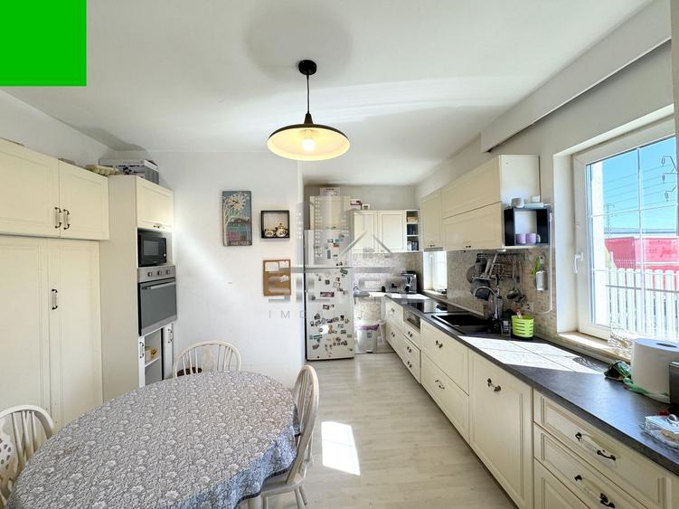 Duplex cu 4 camere cu Canalizare în Gilău