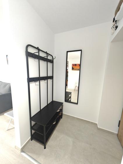 Apartament cu 2 camere semidecomandat în Theodor Pallady