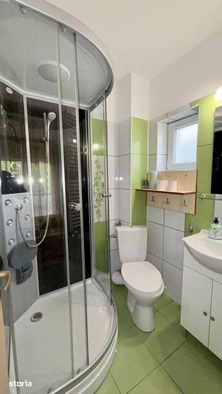 Casă cu 6 camere cu Teren 319 Mp în Vlădești