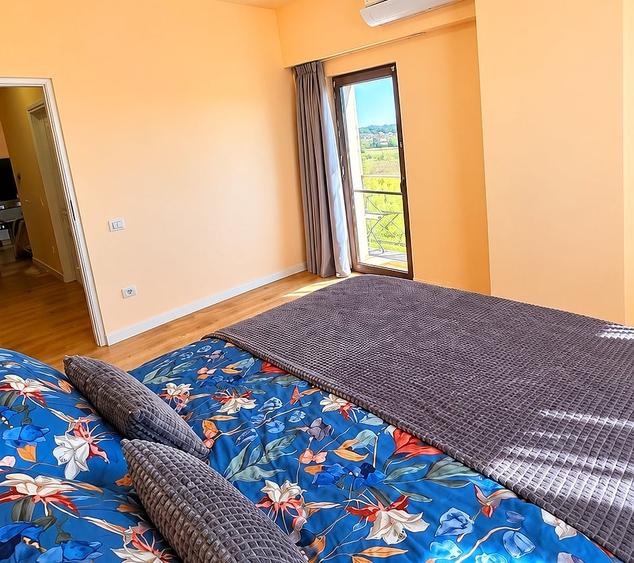 Apartament cu 3 camere decomandat, mobilat în Sisești