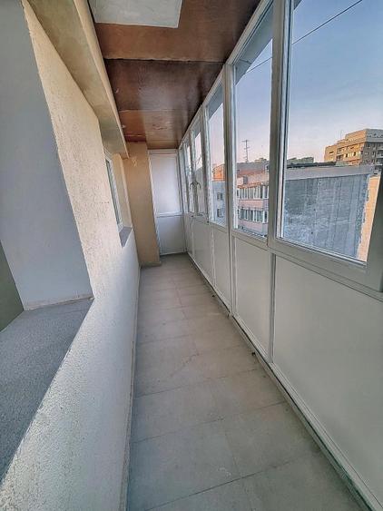 Apartament cu 3 camere decomandat în Obor