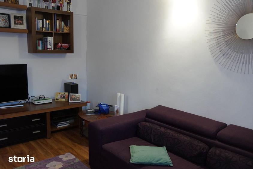 Casă cu 7 camere cu Teren 270 Mp în Grozăvești
