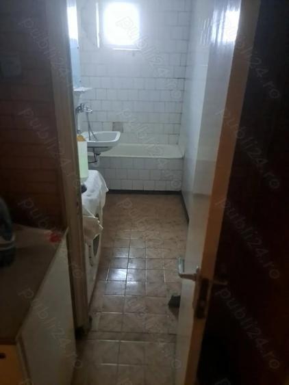 Apartament cu 4 camere decomandat în Sebeș