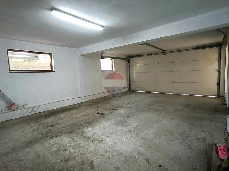 Casă cu 4 camere cu Teren 250 Mp în Sud