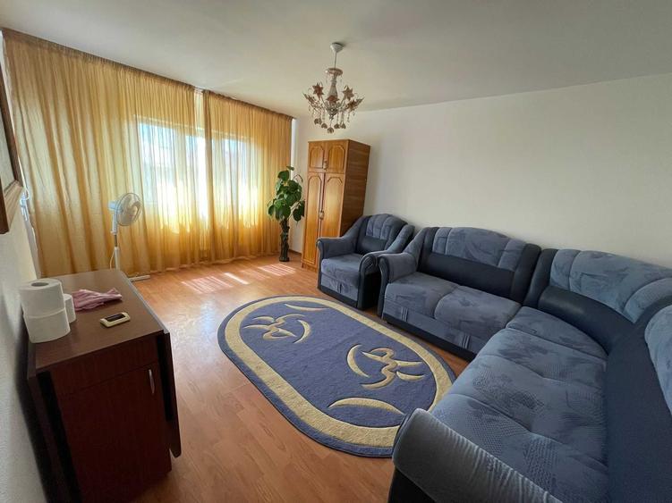 Apartament cu 3 camere Micro 20 de inchiriat - 14