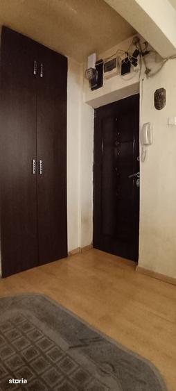 Apartament cu 3 camere în Iosia