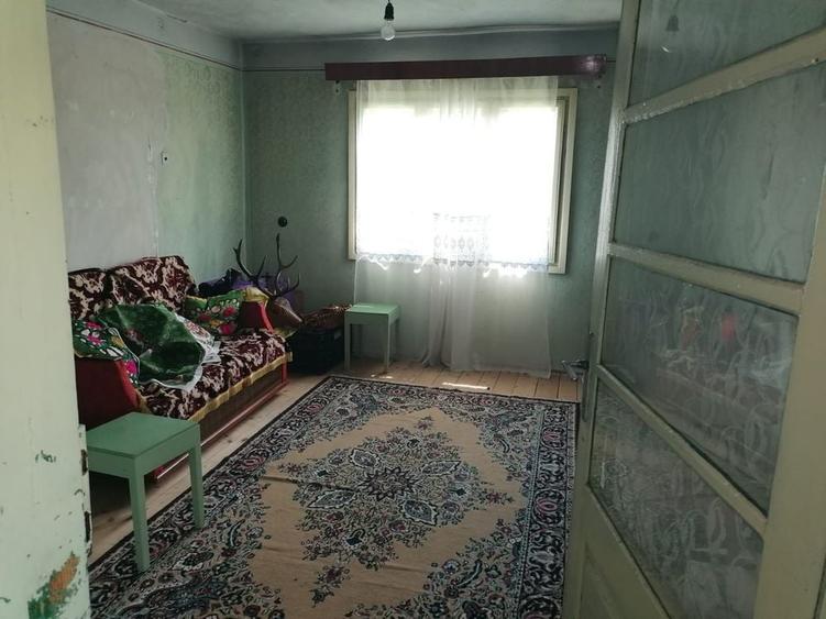 Casă cu 4 camere în Central