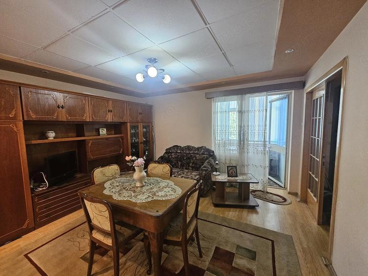 Apartament cu 2 camere semidecomandat în Ultracentral