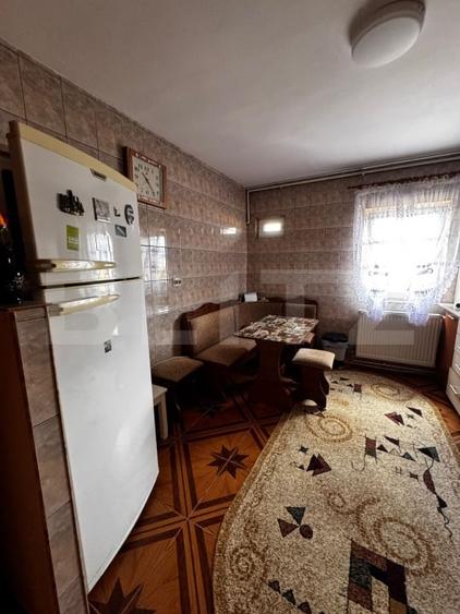 Apartament cu 3 camere decomandat, mobilat în Câmpia Turzii