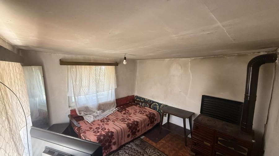 Casă individuală cu 4 camere cu Teren 2700 Mp în Dărăști-Vlașca