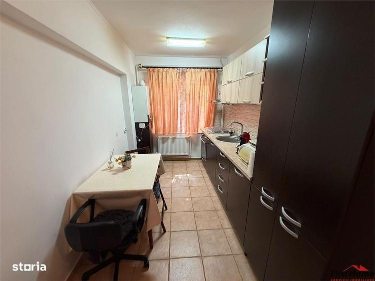Apartament cu 2 camere semidecomandat în Gară