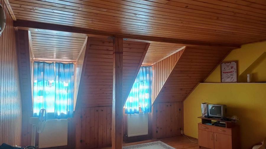 Apartament cu 3 camere decomandat în Șelimbăr
