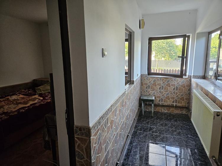 Casă individuală cu 4 camere cu Canalizare în Ștefănești