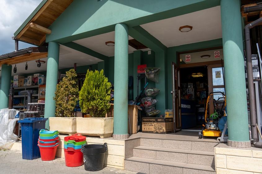Spațiu comercial, de 656 mp, în Călimănești