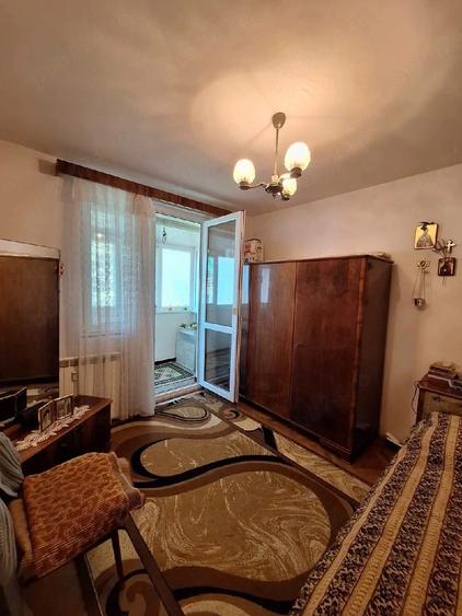 Apartament cu 3 camere decomandat în Țiglina 2