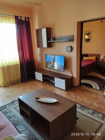 Apartament cu 2 camere semidecomandat în Cantemir