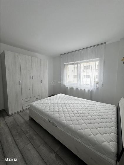 Apartament cu 2 camere decomandat în Liliacului