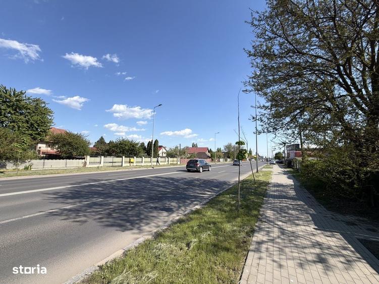 Spațiu comercial, în Republicii