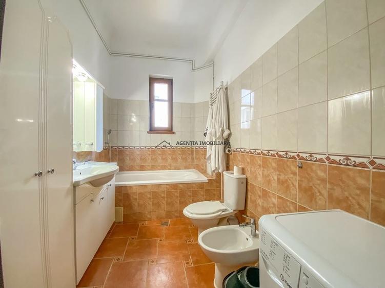 Apartament cu 3 camere semidecomandat, mobilat în Cișmigiu