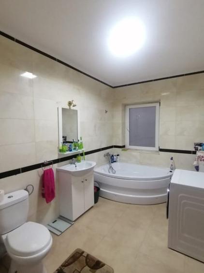 Garsonieră decomandată în Florești