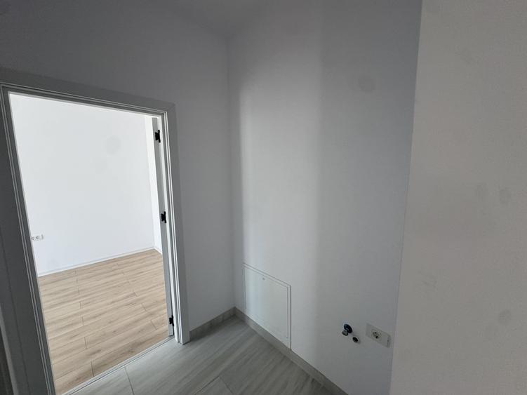 Apartament cu 2 camere decomandat în Giroc