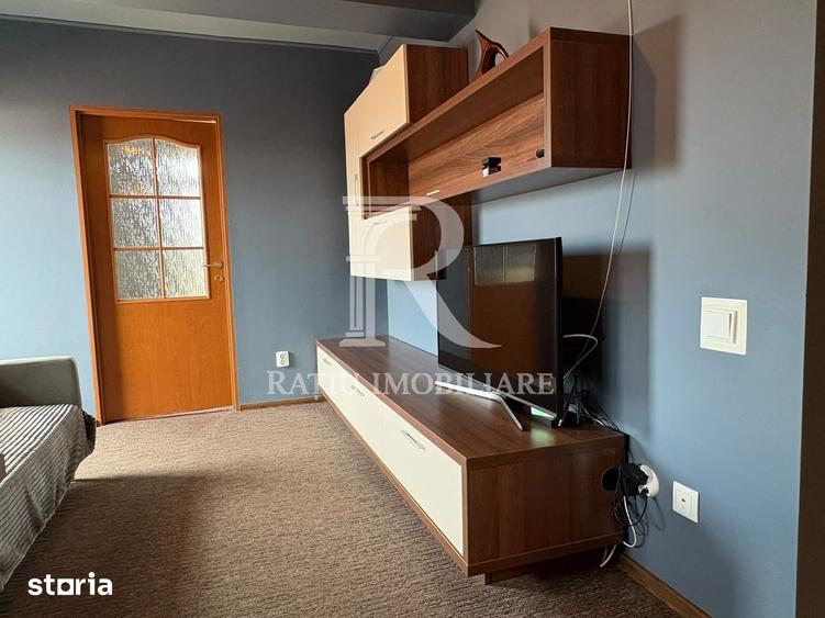 Apartament cu 2 camere semidecomandat în Dragoș Vodă