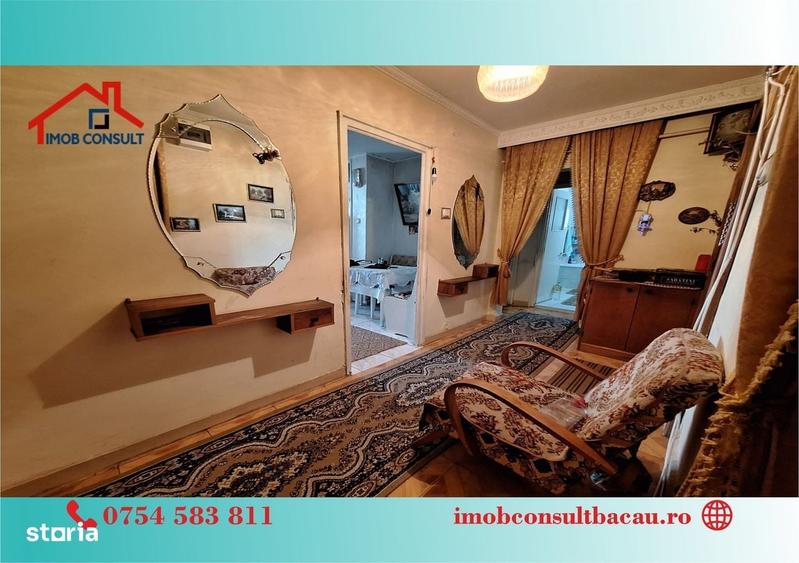Apartament cu 3 camere decomandat în Central