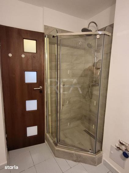Apartament cu 4 camere semidecomandat, mobilat în Militari