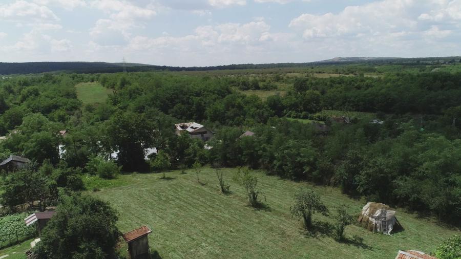 Casă cu 3 camere în Plopeni