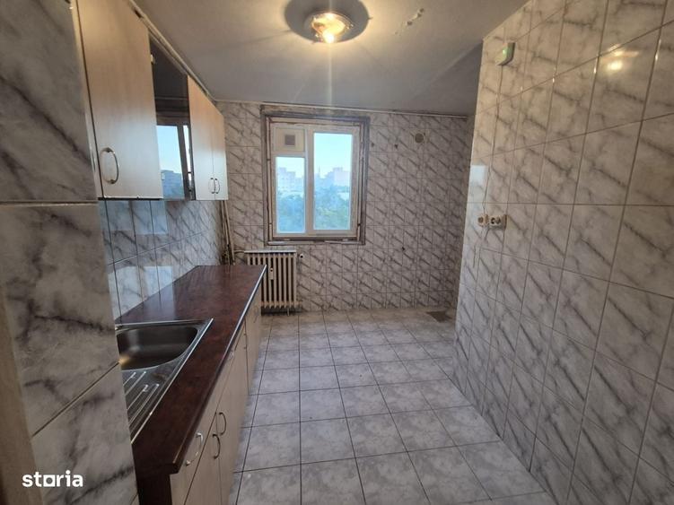 apartament 3 camere langa Metrou 1 Decembrie - 12