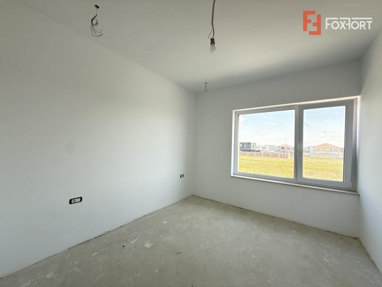 COMISION 0% Apartament cu 3 camere si terasa de 25 mp, etaj 1 - Torontalului - 11