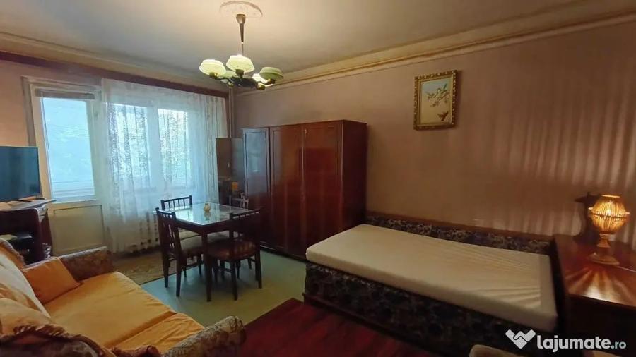 Piata sudului etaj 2 - 6
