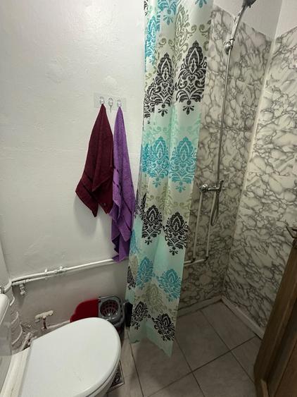 Garsonieră decomandată în Podu Roș
