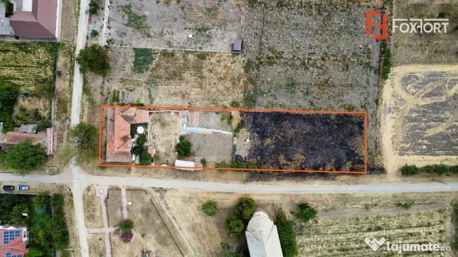 Casă cu 4 camere cu Teren 2208 Mp în Folea