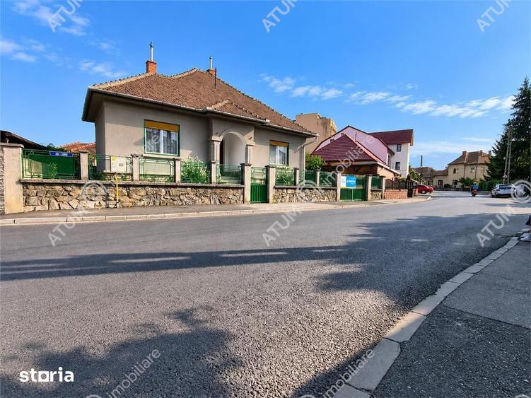 De vanzare casa cu 3 camere pivnita garaj si 508 mp teren in Sibiu - 18